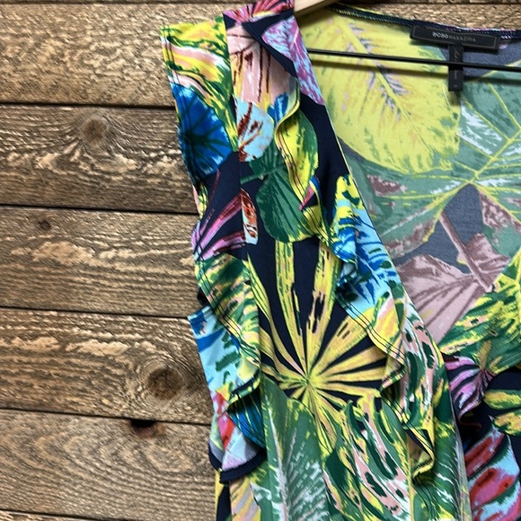 BCBGMAXAZRIA Tropical Print Ruffle Sleeve Romper - Size M - Picture 4 of 6